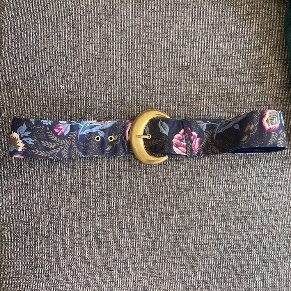 Vintage Floral Cloth Belt